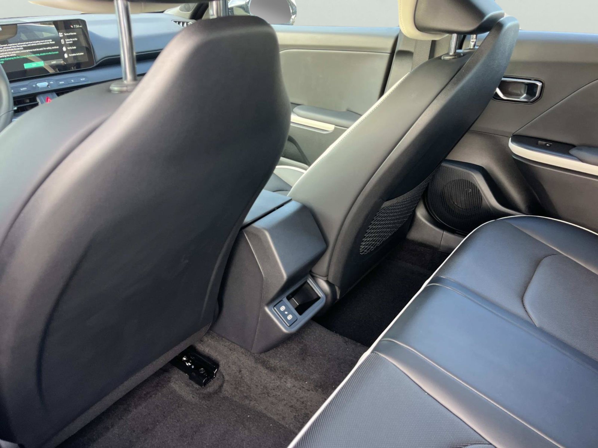 New 2026 Snow White Pearl Kia GT-Line image 16