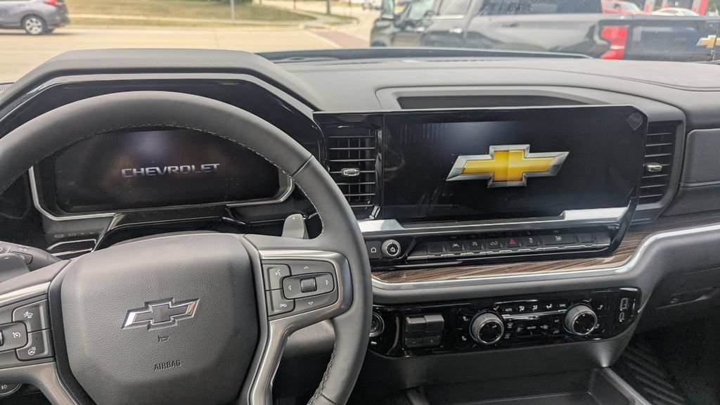 2026 Chevrolet Silverado 1500 RST - Photo 13