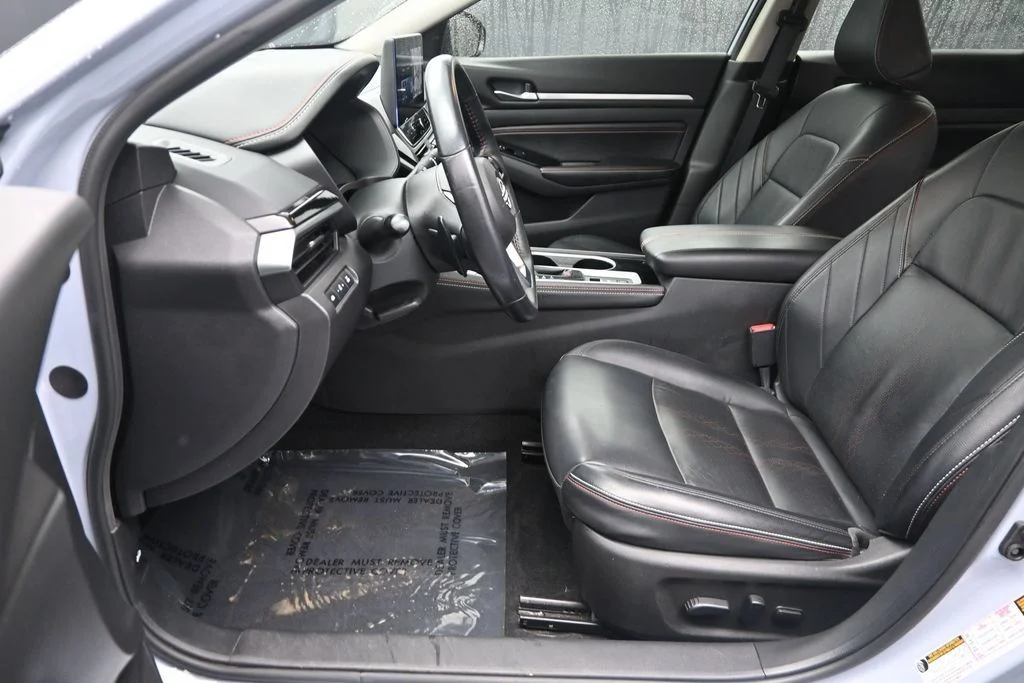 Used 2023 Gray Nissan 2.5 SR image 19