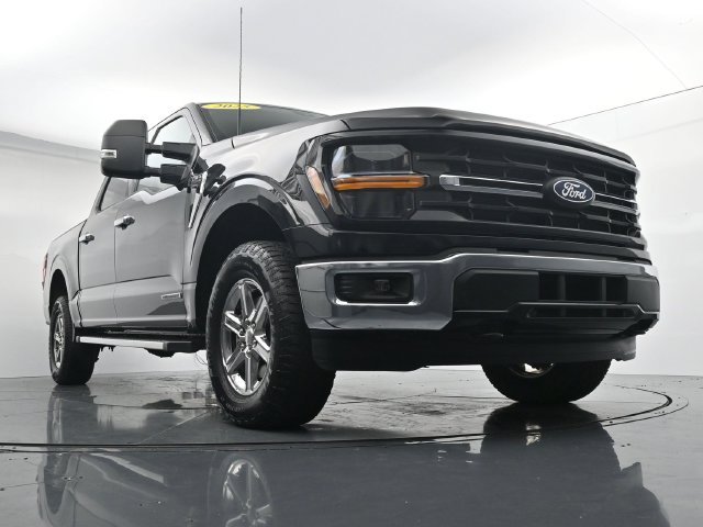 Certified Used 2025 Black Ford XLT image 24