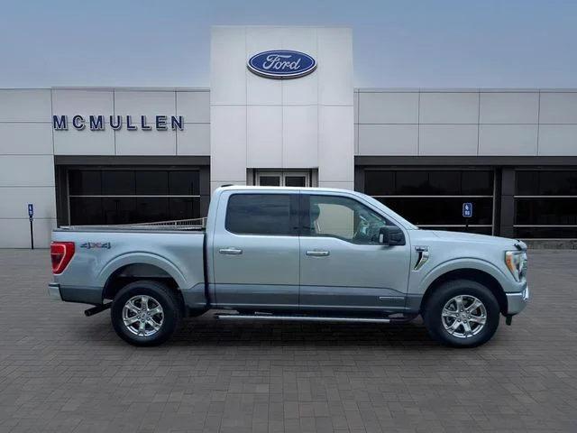 Certified Used 2021 Iconic Silver Ford XLT image 4