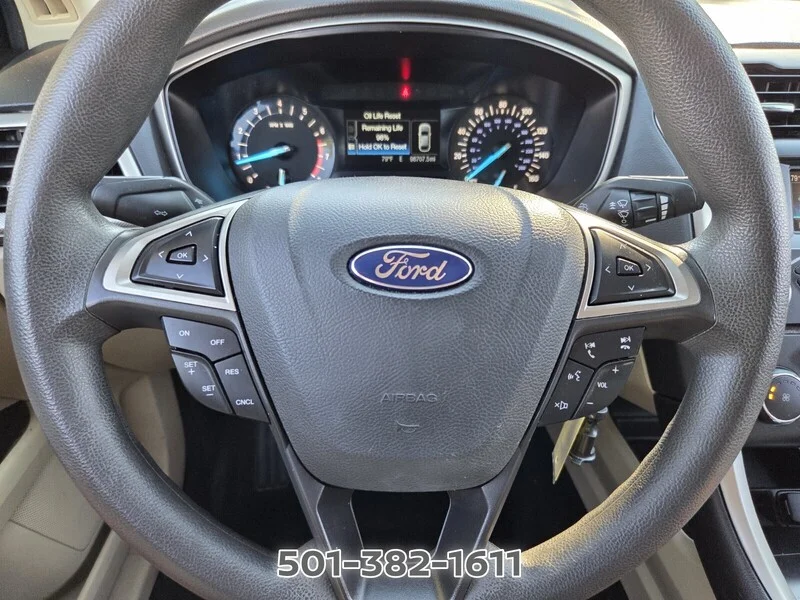 Used 2016 Oxford White FORD 4DR SDN SE FWD image 28