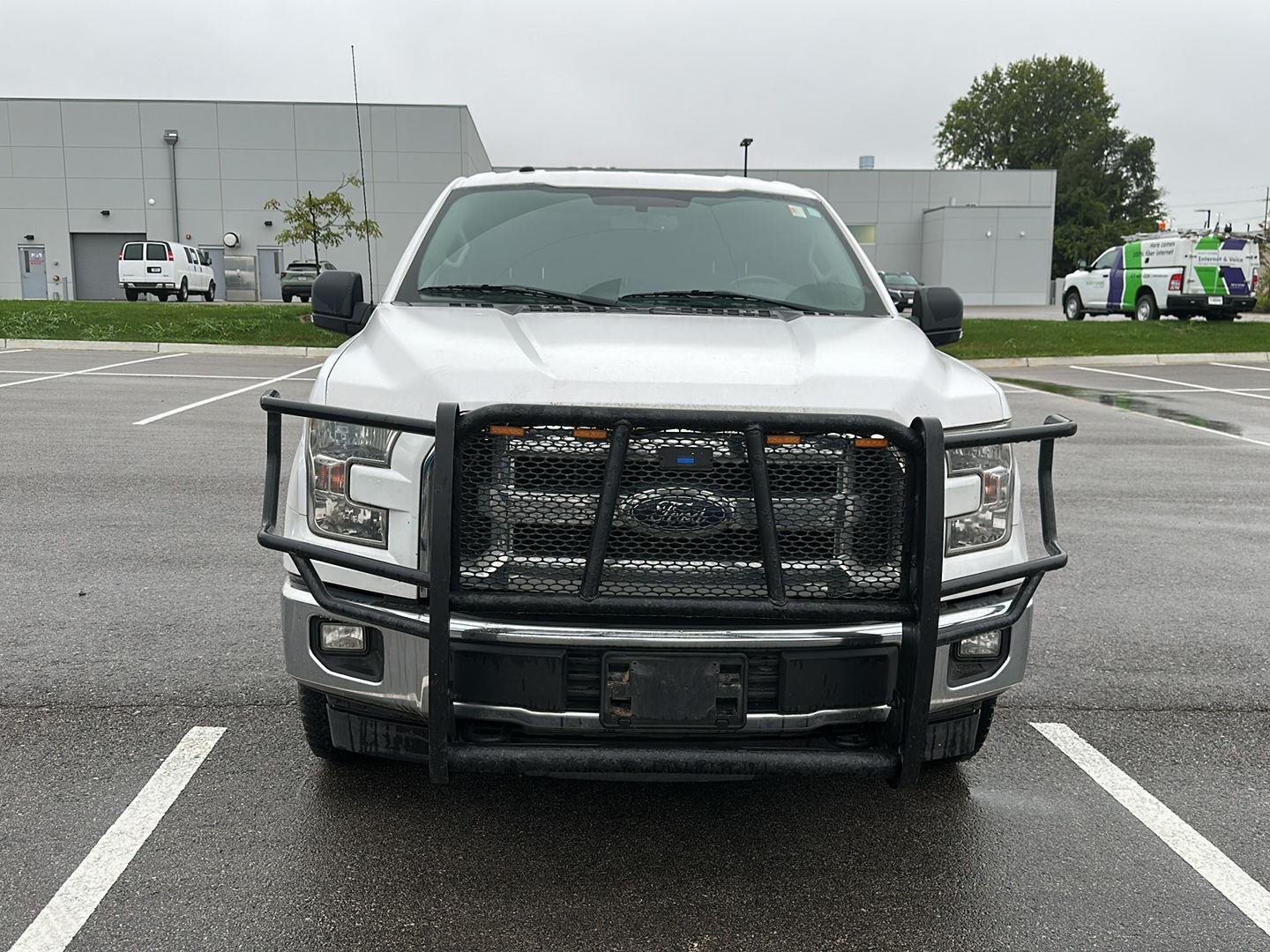 Used 2017 Oxford White Ford XLT image 6