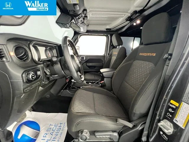 Used 2024 Crystal Metallic Jeep Mojave image 13