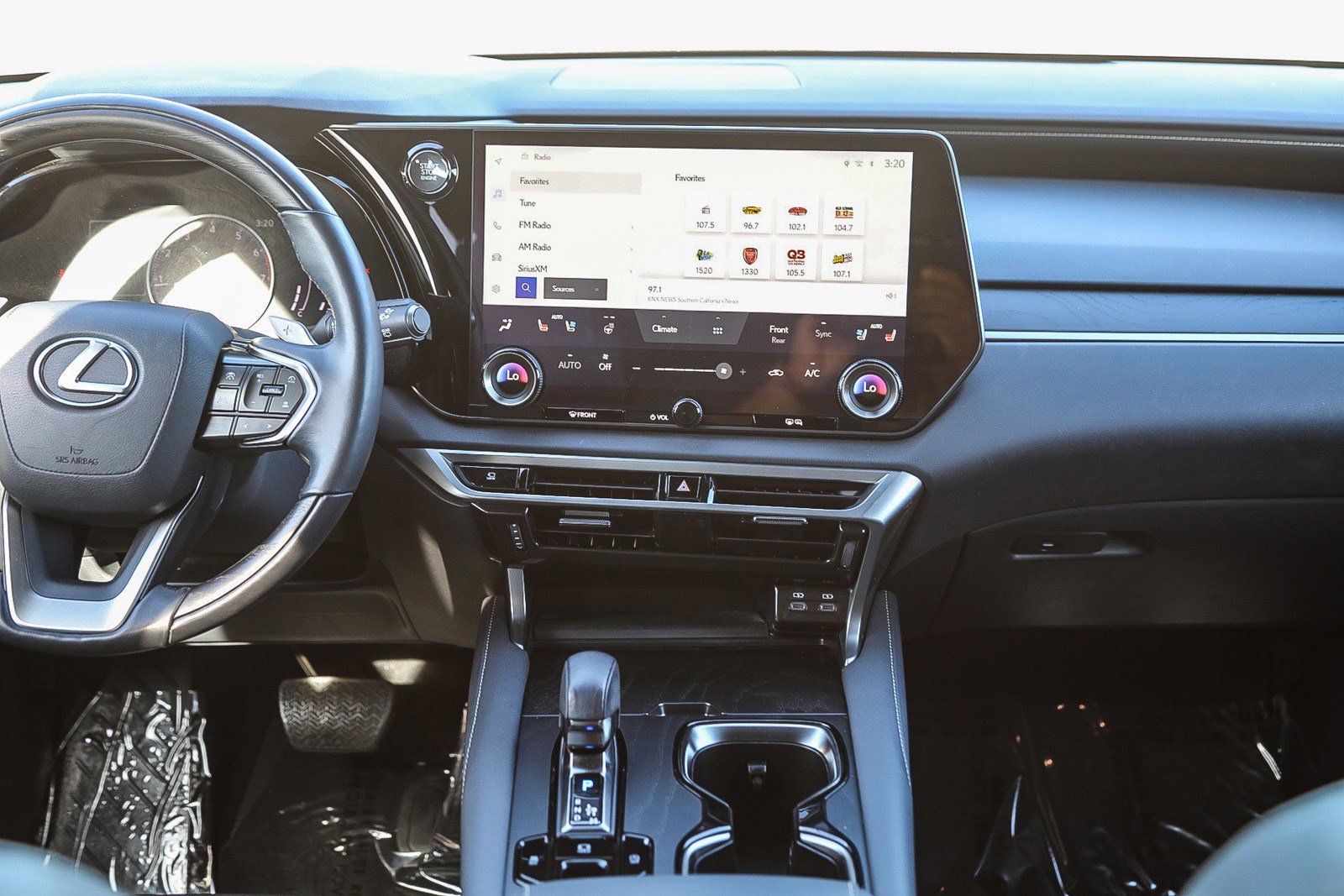 2024 Lexus RX 350 - Photo 12