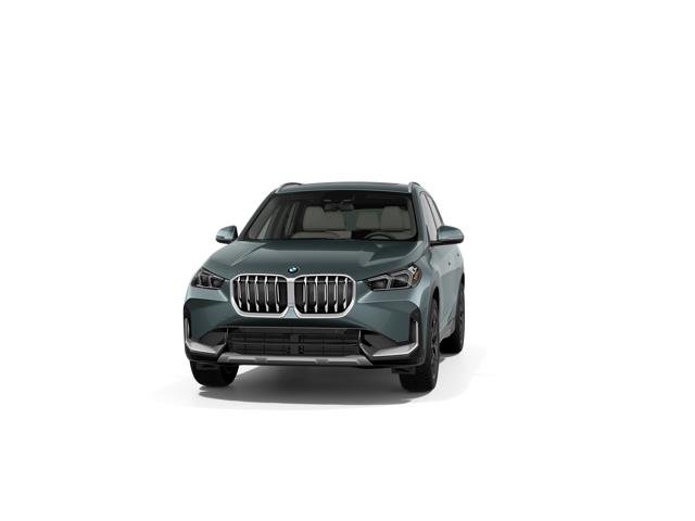 New 2027 Cape York Green Metallic BMW xDrive28i image 3