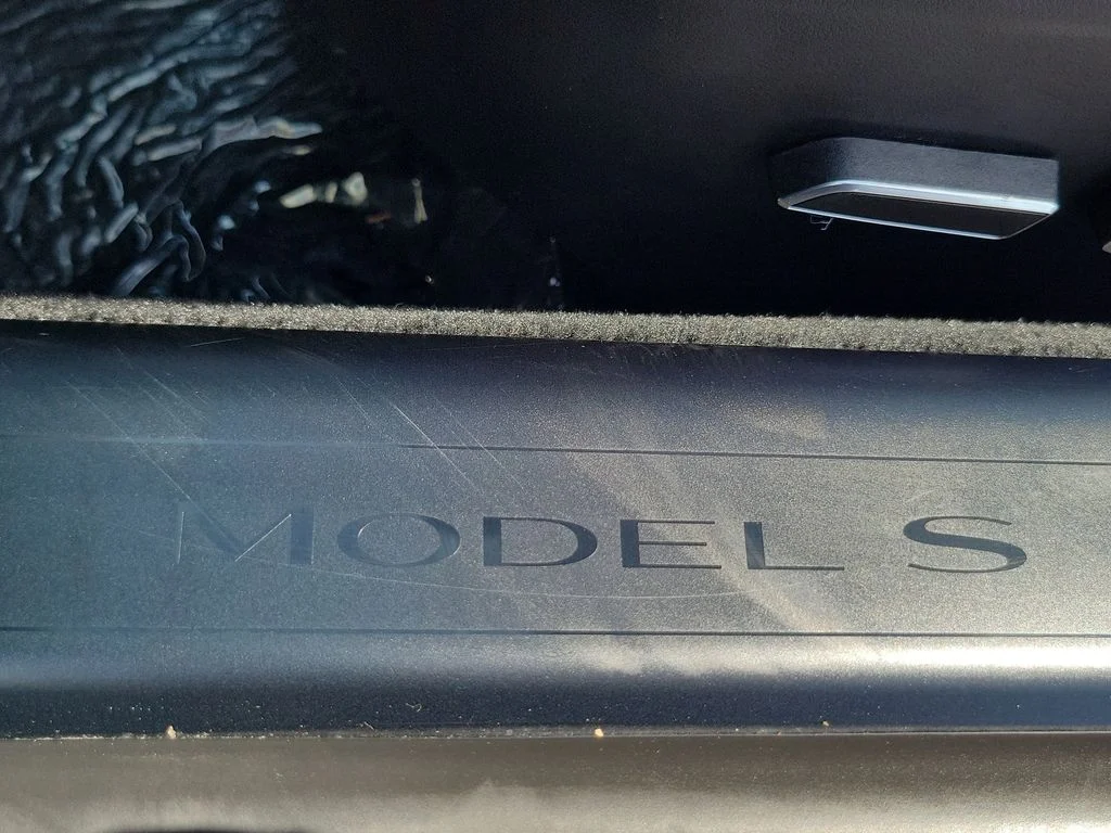 Used 2021 Solid Black Tesla Plaid image 15
