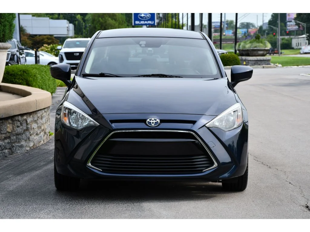 Used 2017 Abyss Toyota Base image 9
