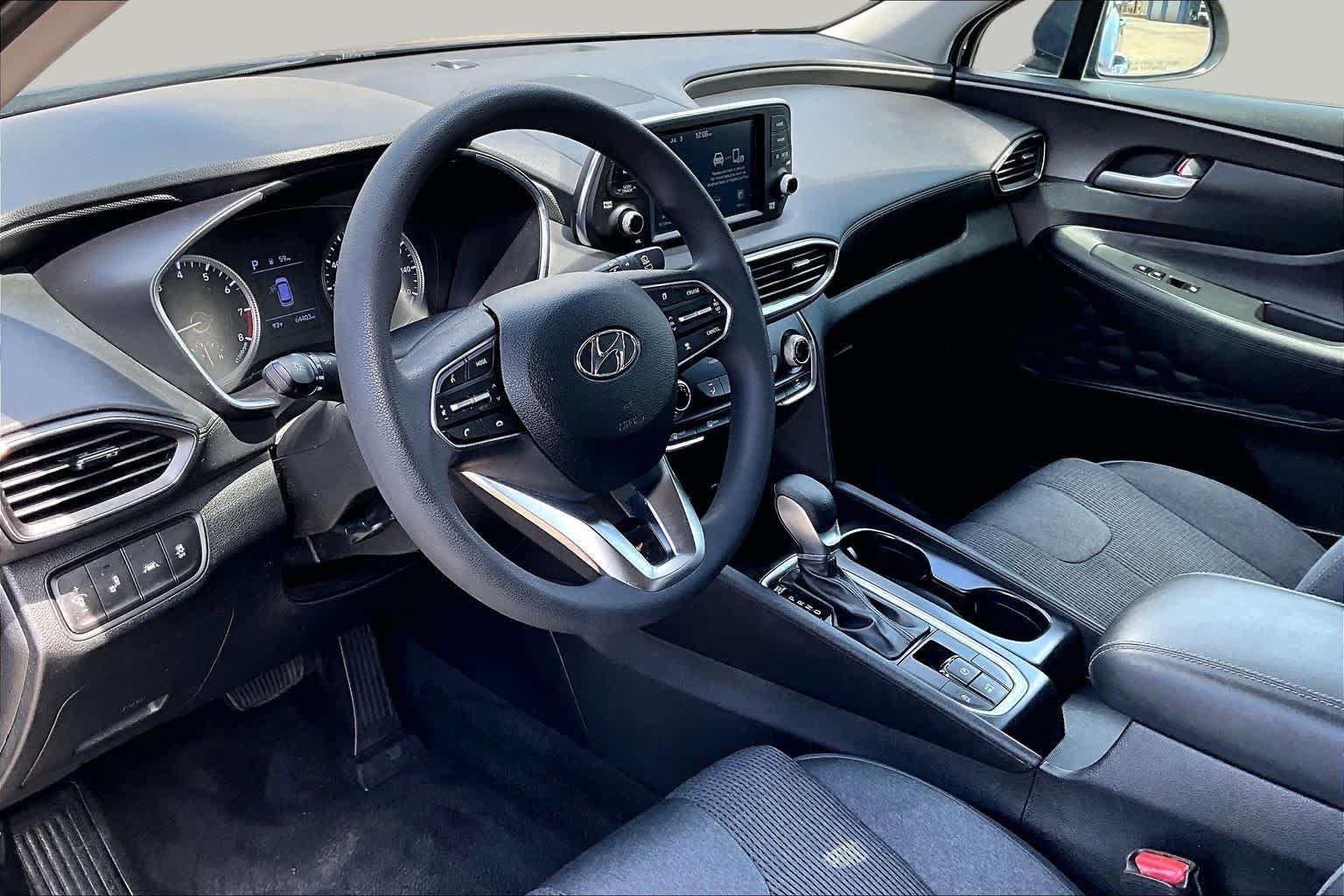 Used 2019 Stormy Sea Hyundai SE image 18