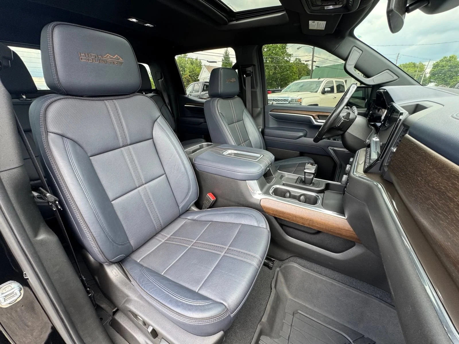 2022 Chevrolet Silverado 1500 High Country - Photo 40