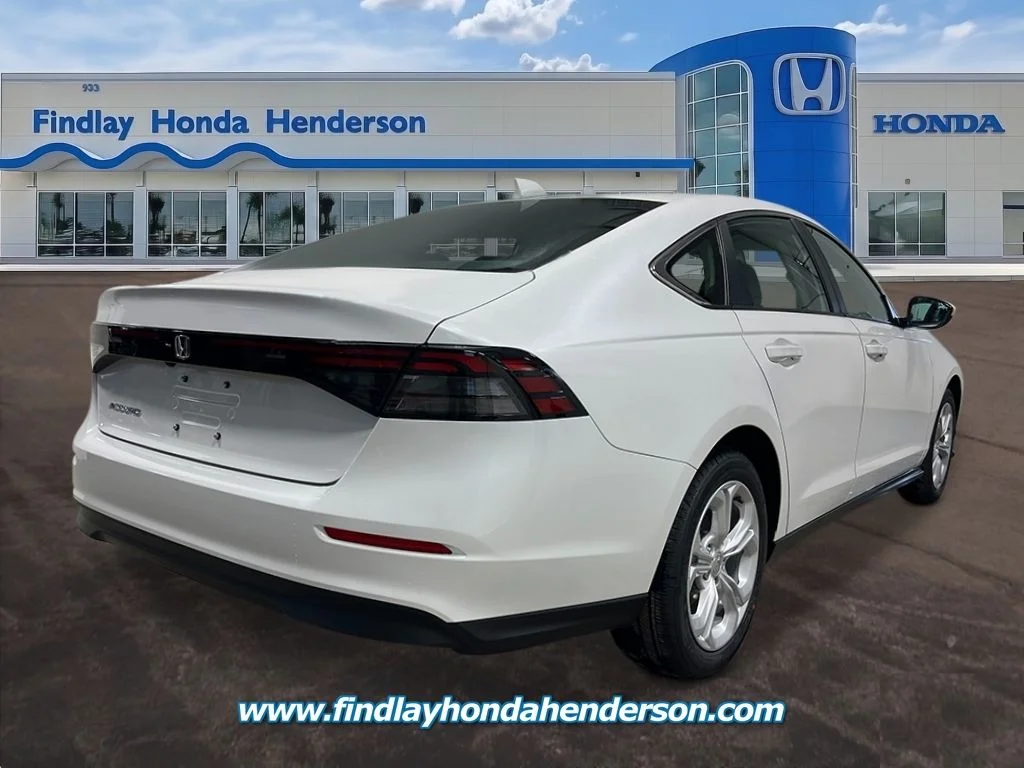 New 2026 Platinum White Pearl Honda LX image 6