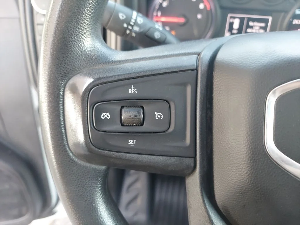 Used 2023 White GMC Pro image 15