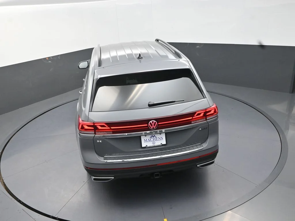 New 2026  Volkswagen SE w/Technology image 19