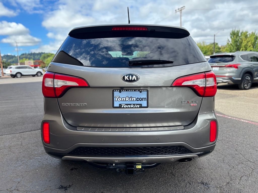 Used 2014 Titanium Silver Kia Limited V6 image 6