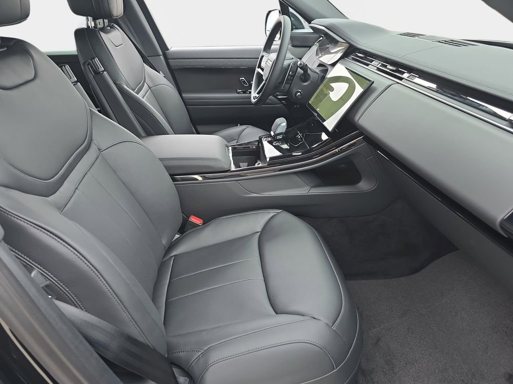 New 2026 Santorini Black Land Rover Dynamic SE image 10
