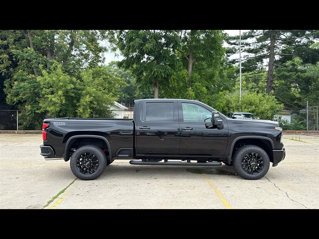 2026 Chevrolet Silverado 2500 HD LTZ - Photo 6