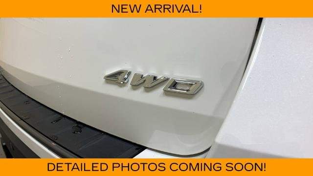 Certified Used 2023 White Metallic Ford XLT image 66