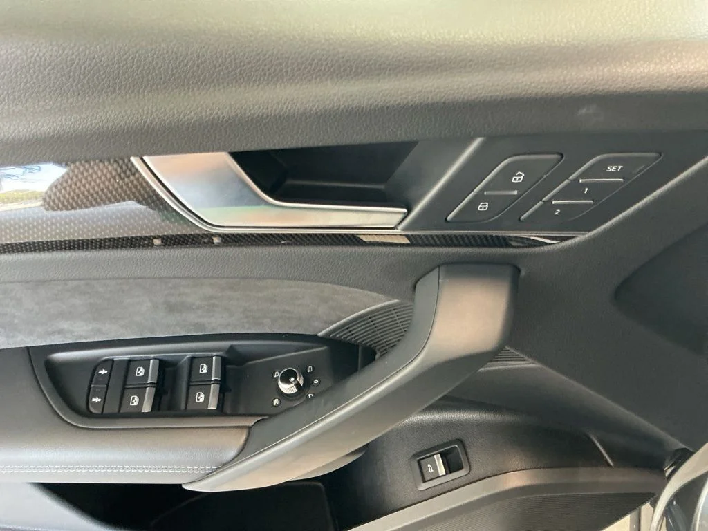 2020 Audi SQ5 Premium Plus - Photo 13