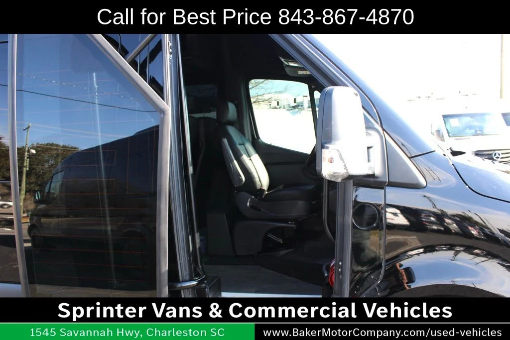 Used 2019 Black Mercedes-Benz LA WEST PORTAL DOOR image 3