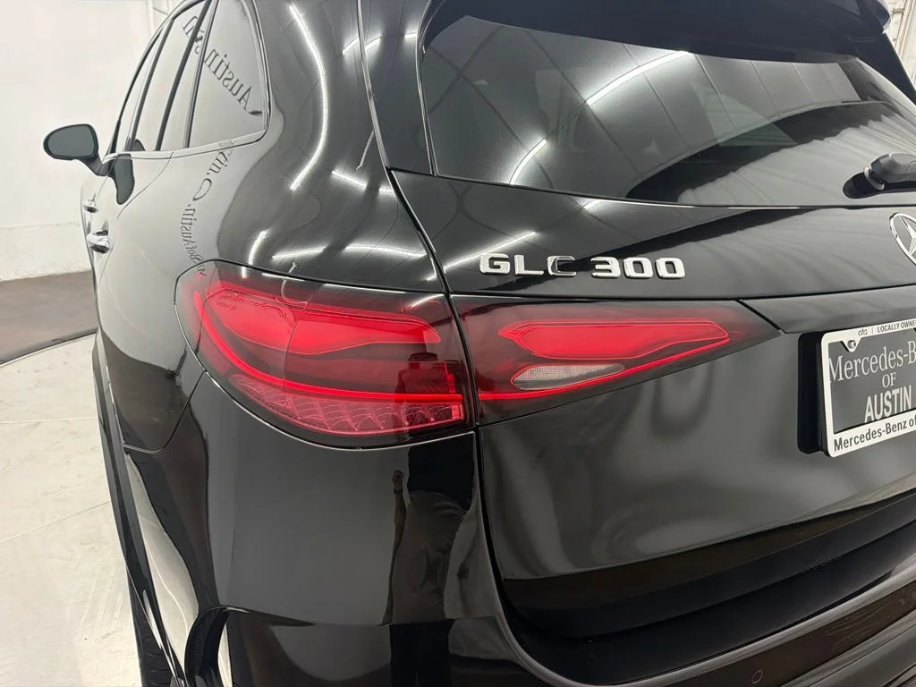 New 2026 Black Mercedes-Benz GLC 300 image 11