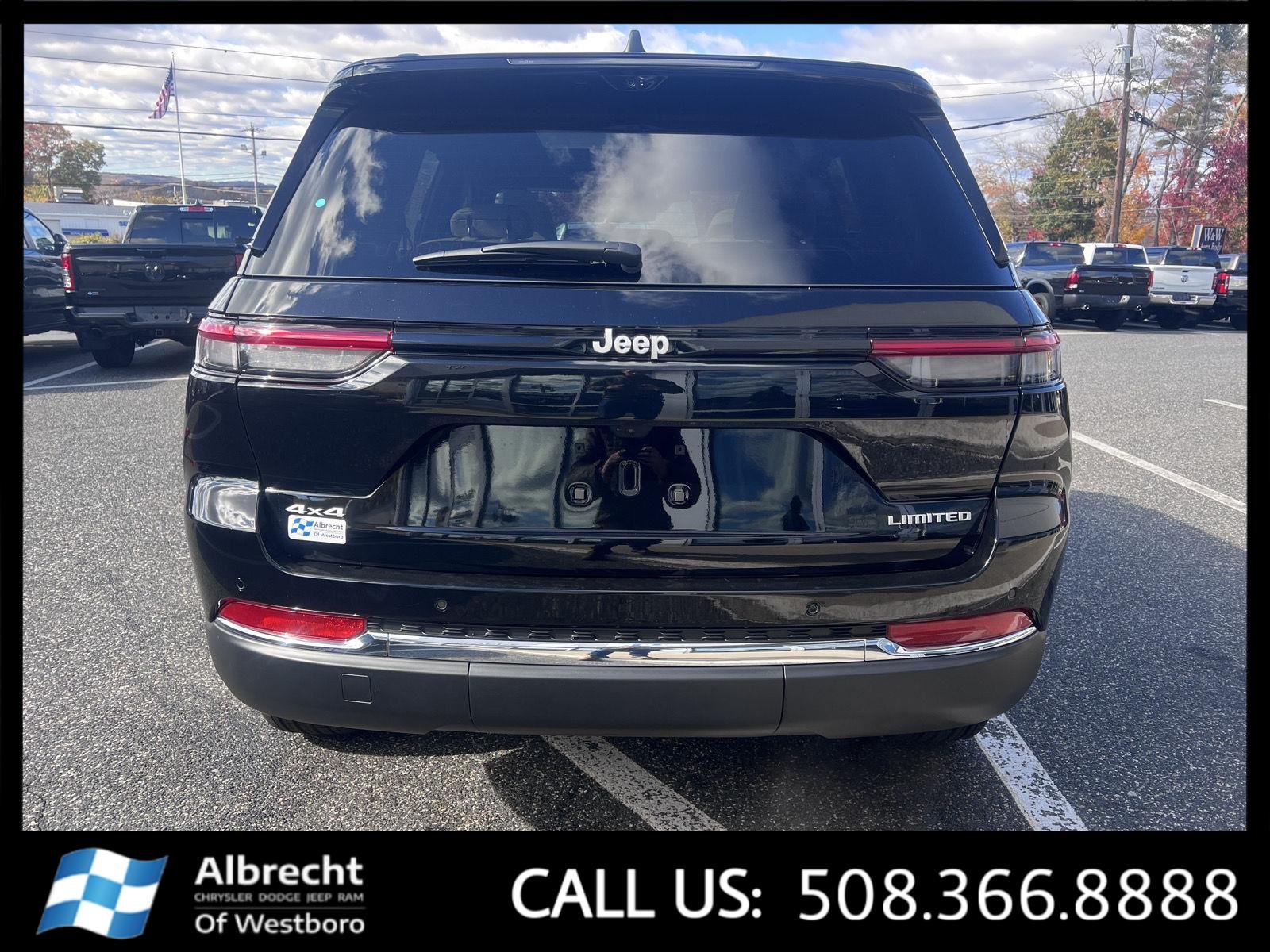 2025 Jeep Grand Cherokee Limited photo 2