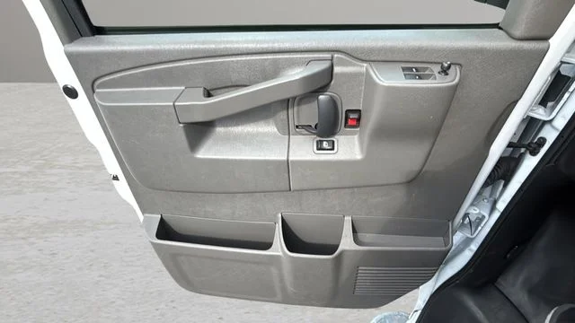 Used 2024 White Chevrolet Work Van image 18
