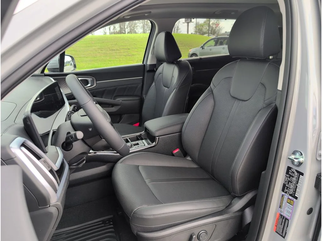New 2026 Wolf Gray Kia SX image 10