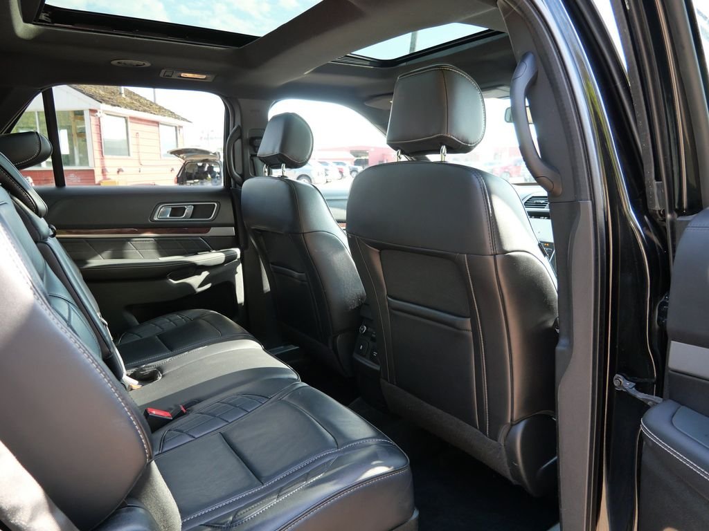 Certified Used 2017 Black Ford Platinum image 13
