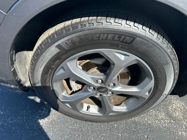 Used 2023 Gray Ford ST-Line image 28