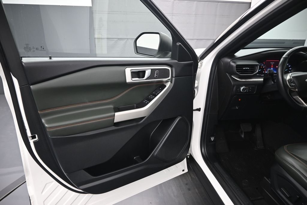 Used 2022 White Ford Timberline image 16
