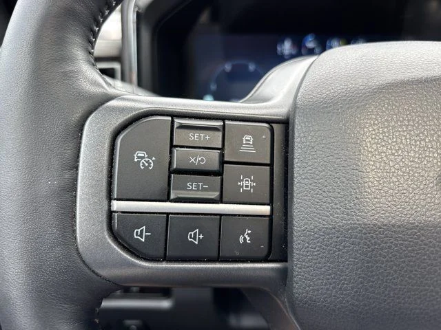 Used 2024 White Ford Lariat image 34