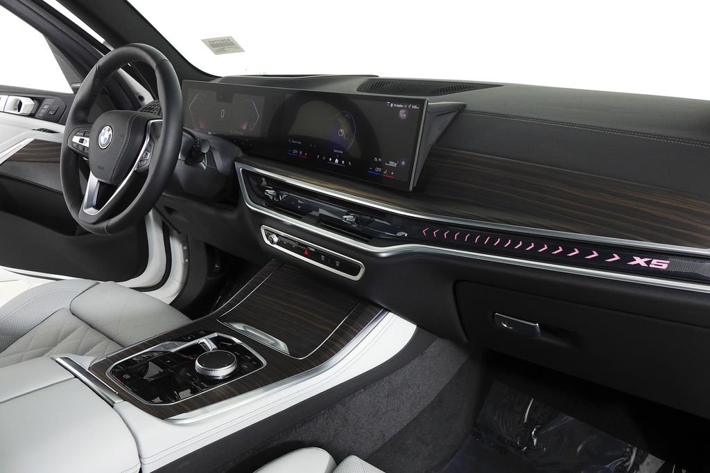 2026 BMW X5 40i - Photo 13