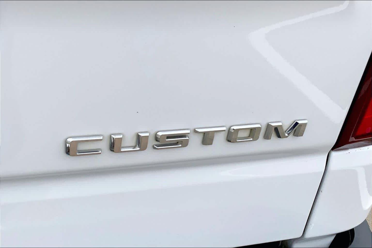 Used 2019 SUMMIT WHITE Chevrolet Custom Trail Boss image 8