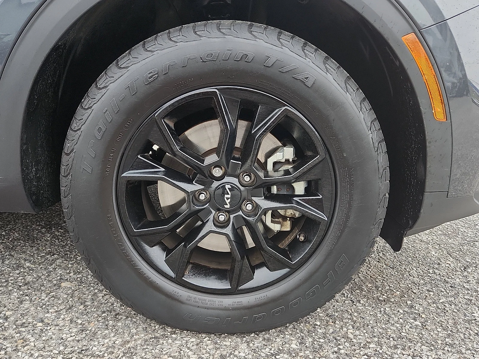 Used 2023 Gray Kia X-Pro image 8