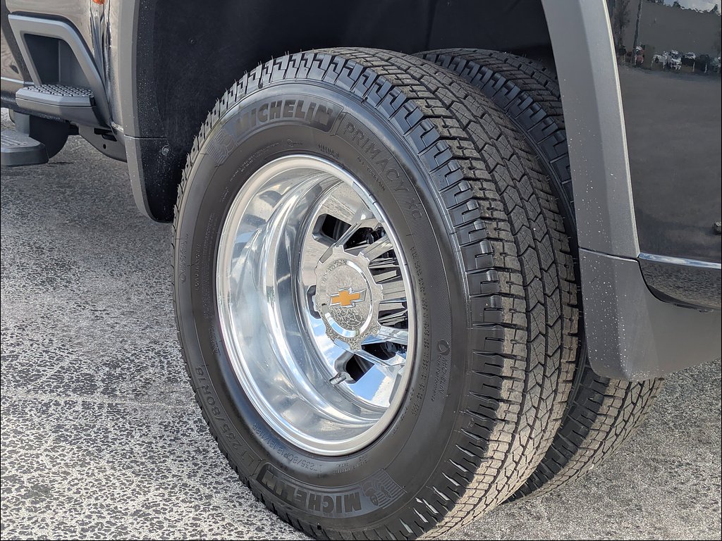 2026 Chevrolet Silverado 3500 HD High Country - Photo 12