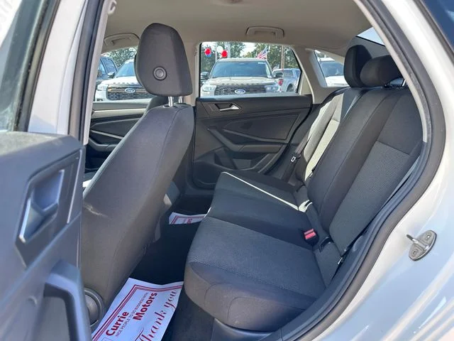 Certified Used 2019 White Volkswagen 1.4T S image 8