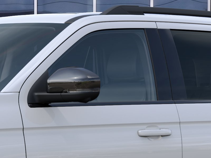 New 2027 Star White Metallic Tri-Coat Ford Platinum image 20