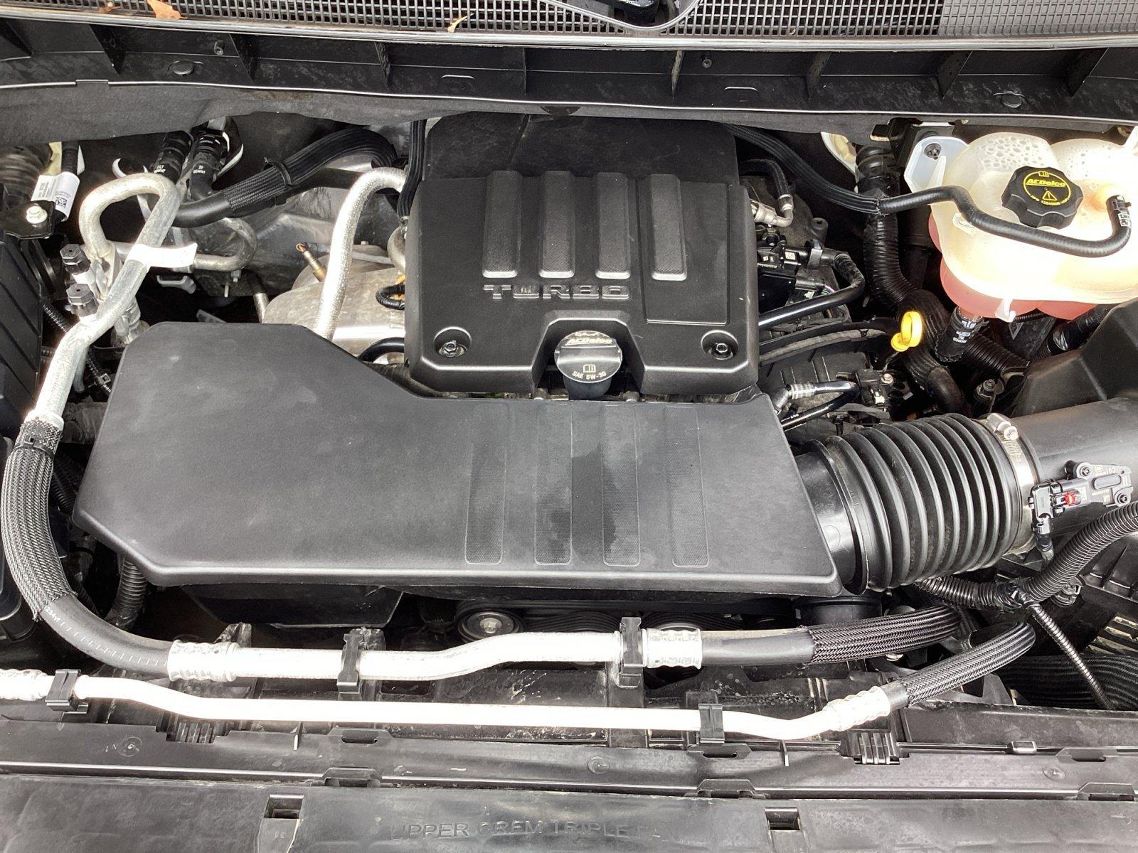 Used 2025 Summit White Chevrolet Custom image 31