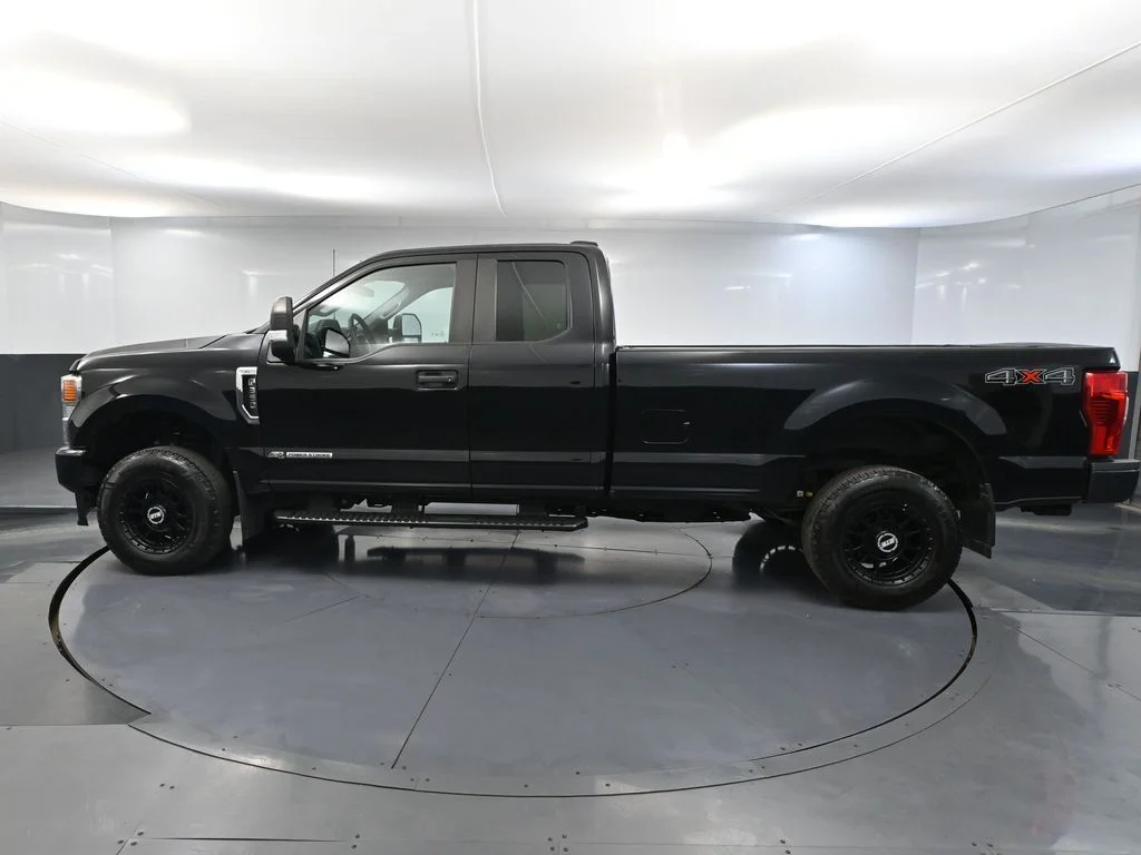 2022 Ford F-350 Super Duty XL - Photo 10