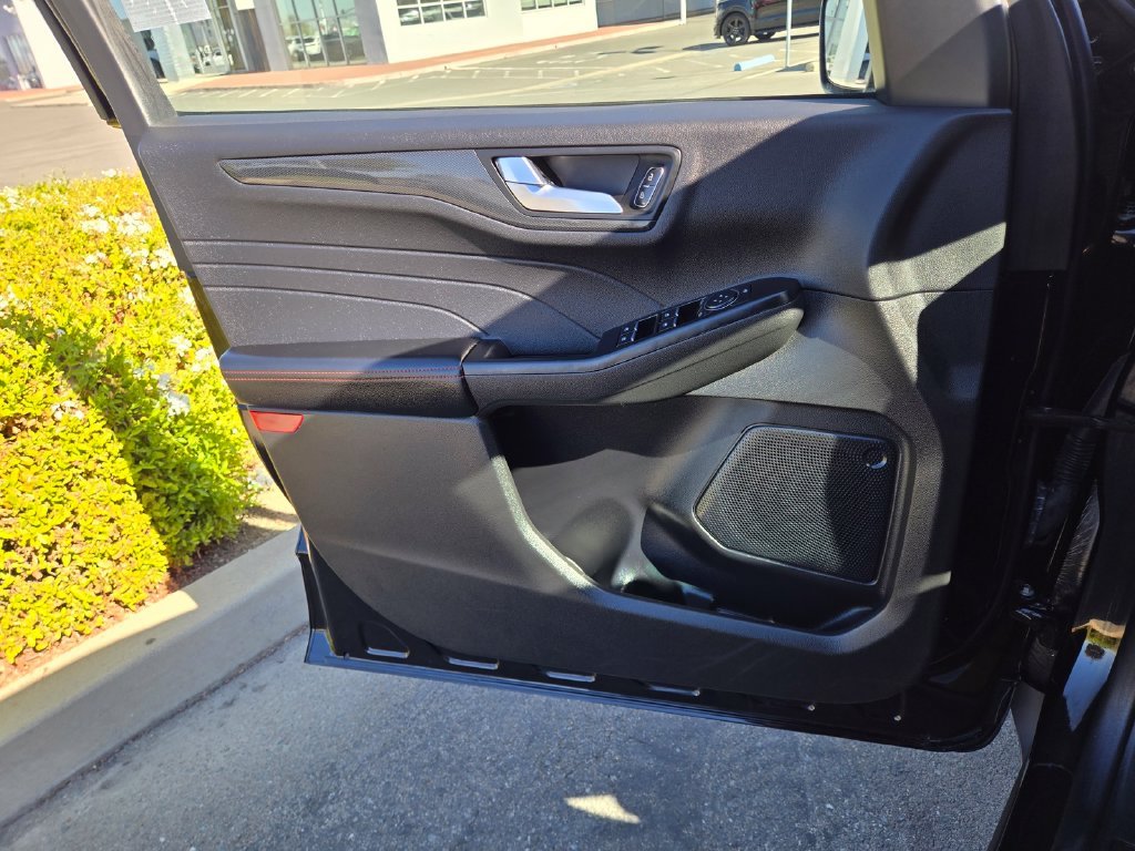 Certified Used 2025 Black Metallic Ford ST-Line image 27