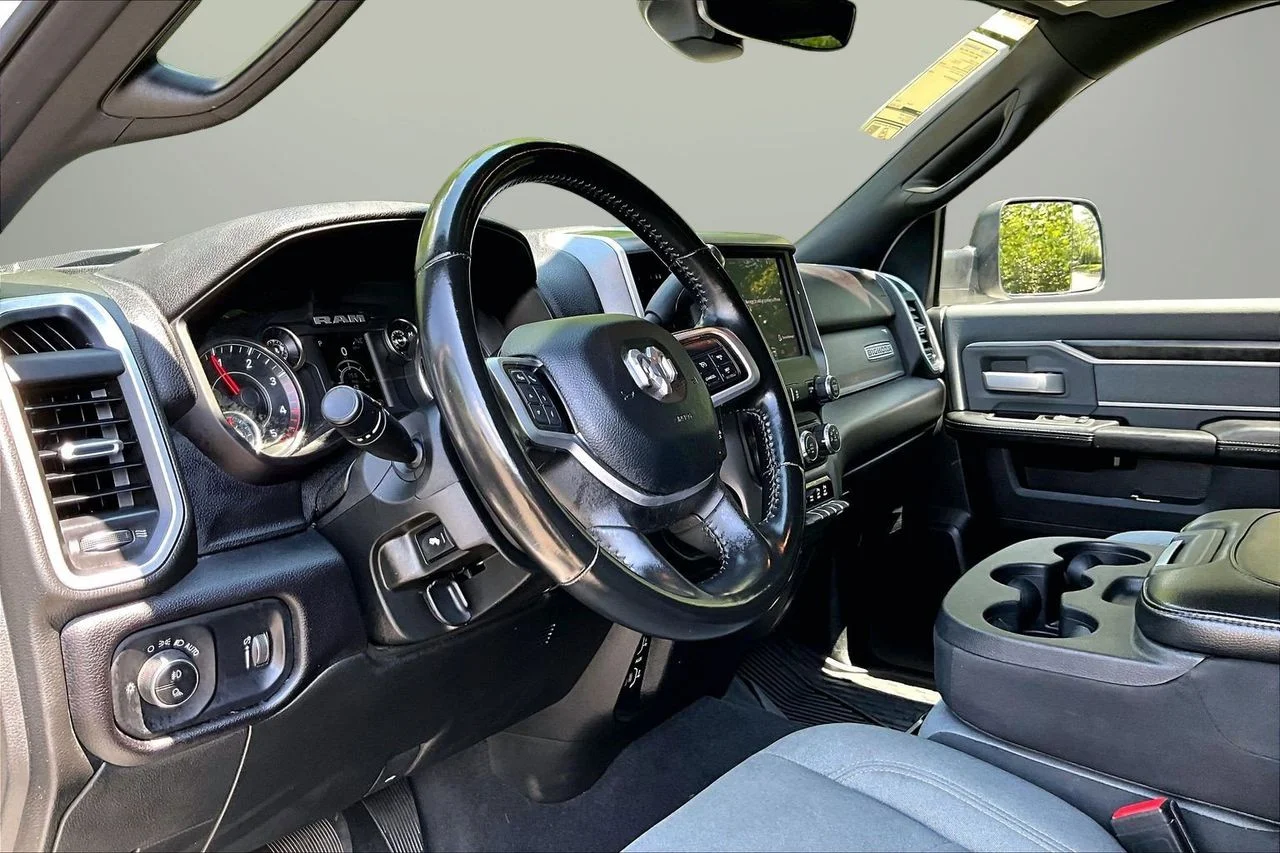 Used 2022 White Ram Big Horn image 18