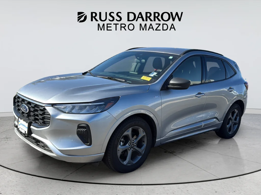 Used 2023 Silver Ford ST-Line image 1