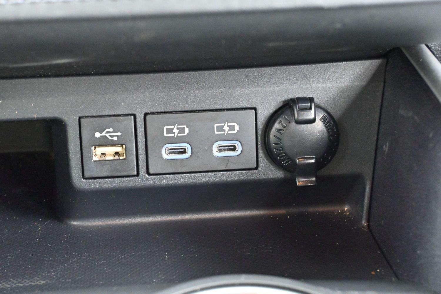 Used 2023 Blue Toyota L image 24