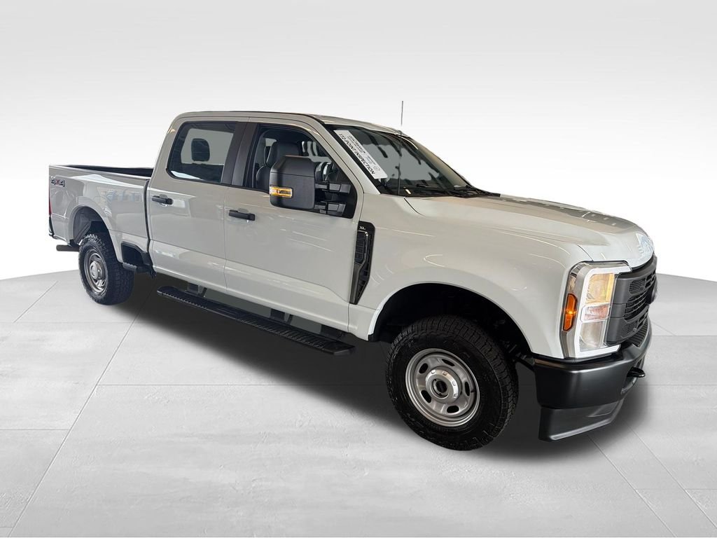 Used 2026 White Ford XL image 7
