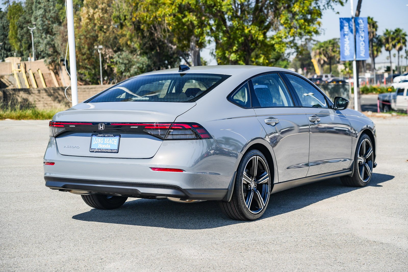 New 2026 Urban Gray Pearl Honda SE image 8