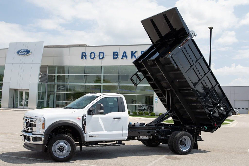 2025 Ford F-550 Super Duty Chassis Cab XL - Photo 6