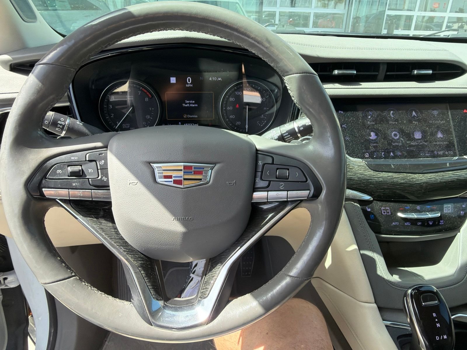 Used 2020 Crystal White Tricoat Cadillac Premium Luxury image 13