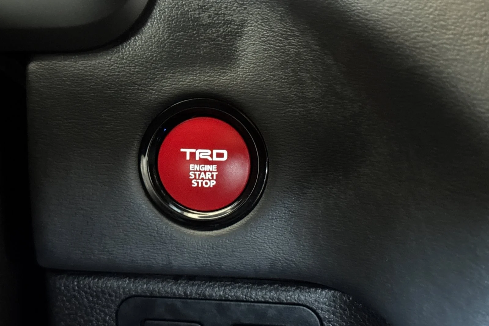 Certified Used 2026 Wind Chill Pearl Toyota Platinum image 20