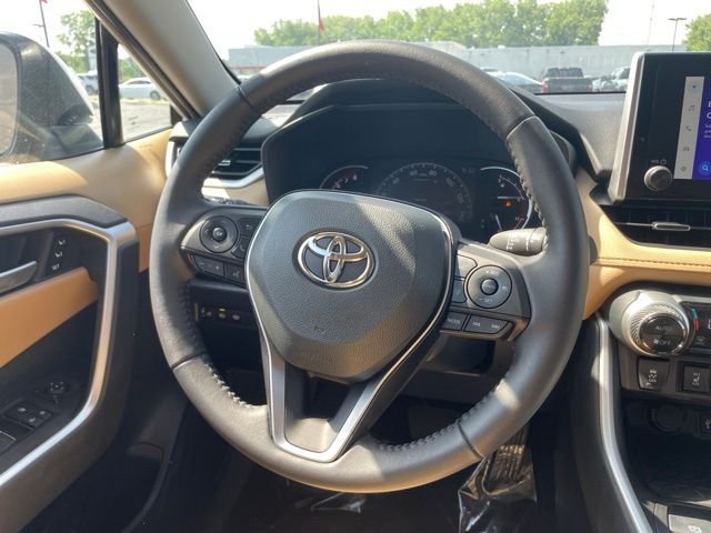 Certified Used 2025 Beige Toyota XLE Premium image 12