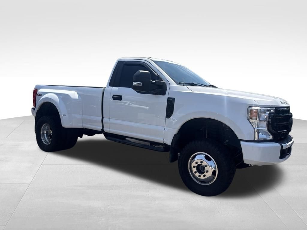 Used 2020 White Ford XL image 7